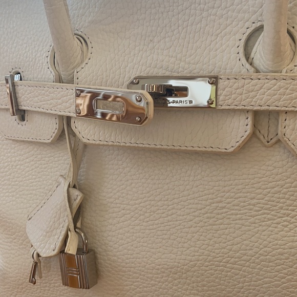 Women’s purse white 12,5”x11” without handles - Picture 4 of 4